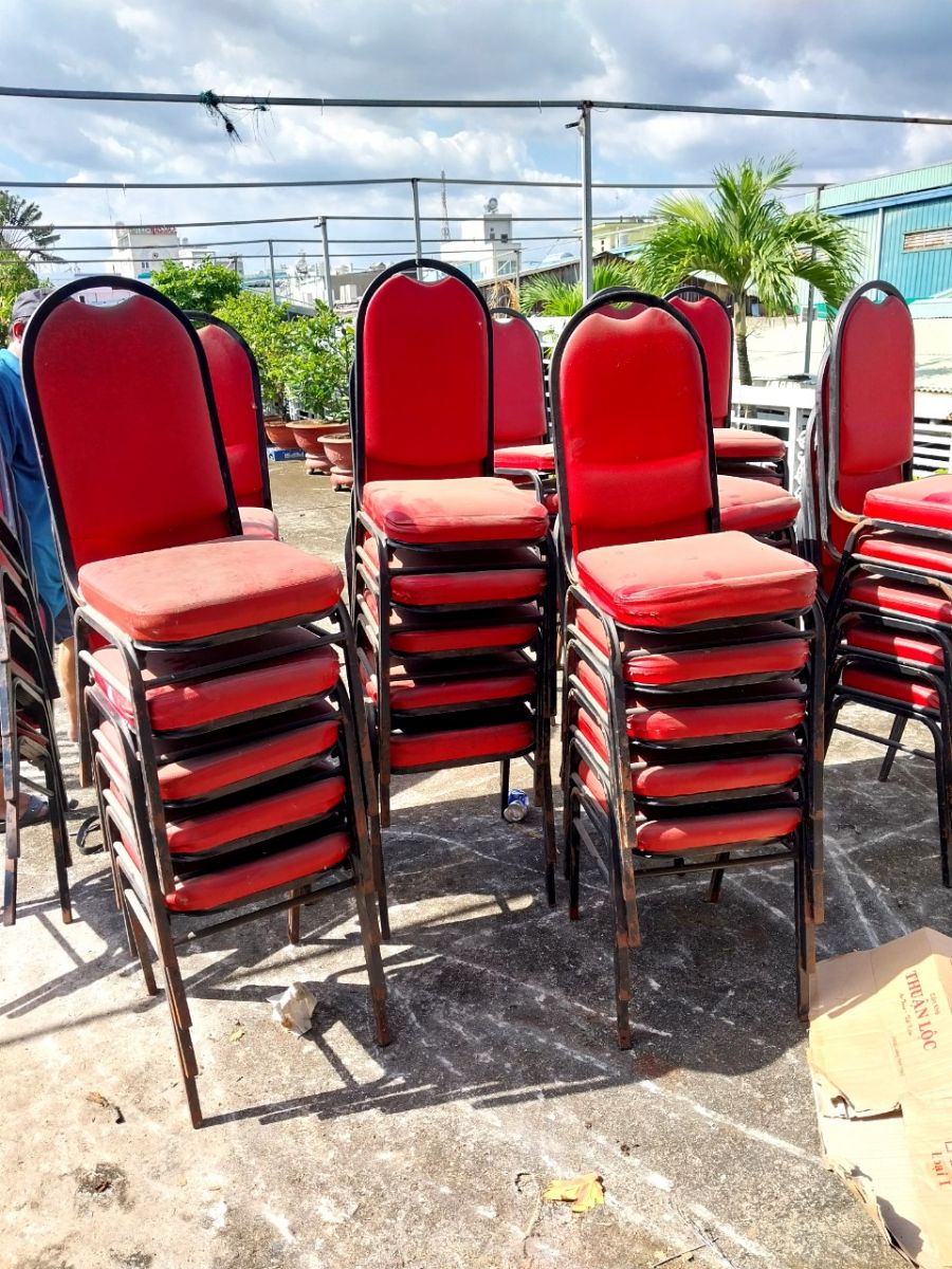 Bọc lại ghế hội trường